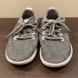 Allbirds Wool Runners, lightly used, great condition, grey, size 7